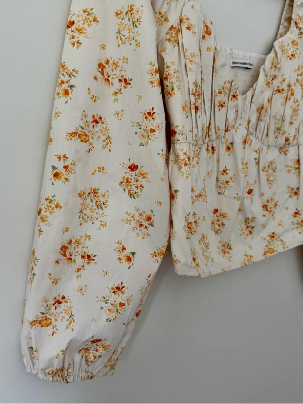 NWOT Abercrombie Puff Sleeve Floral Blouse, Cream & Yellow – Small